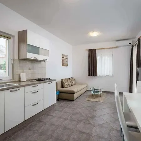 Marina Apartment