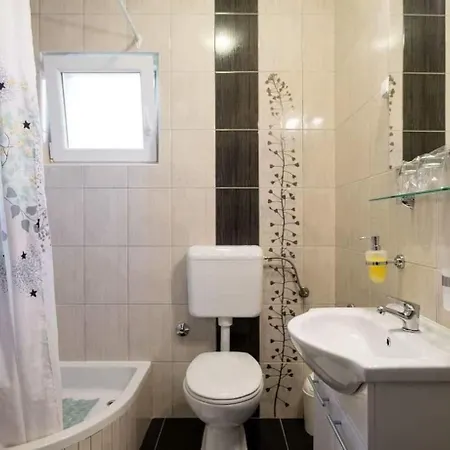 Apartment Marina Srima